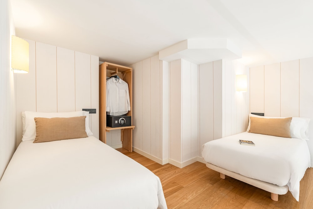 Studio Suite photo 2