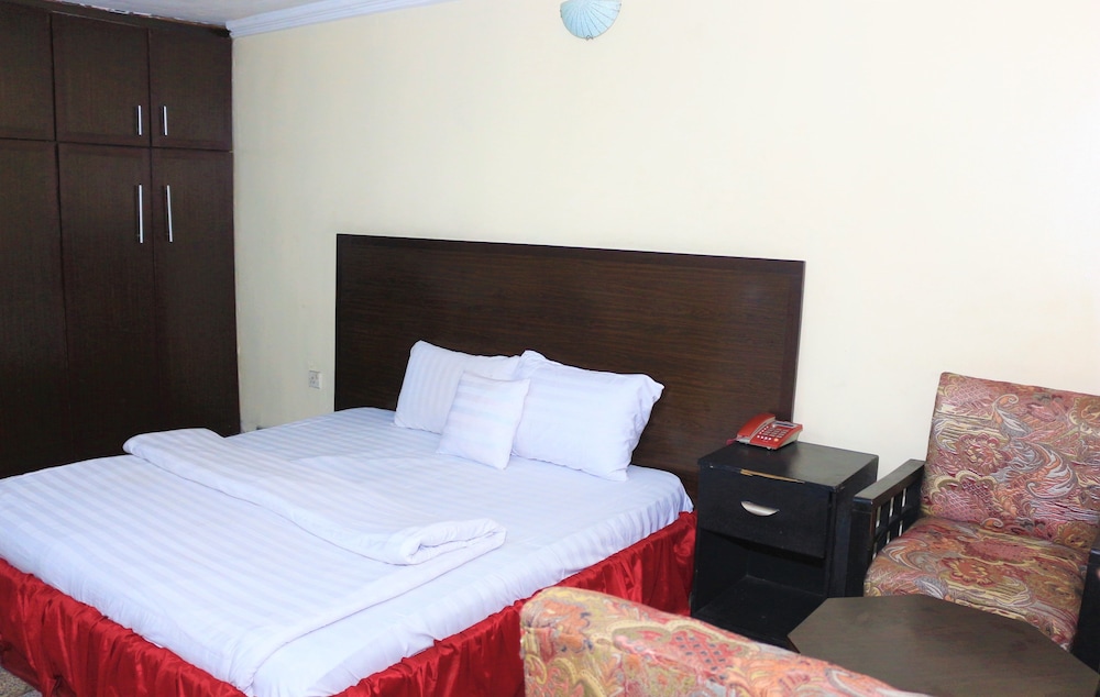 Standard Room, 1 Double Bed, Non Smoking photo 2
