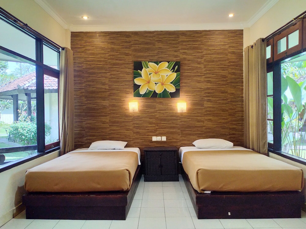 Superior Twin Room, 2 Twin Beds, Balcony, Garden View