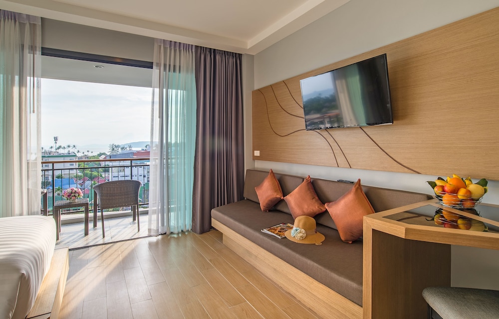 Deluxe Room, Ocean View photo 3