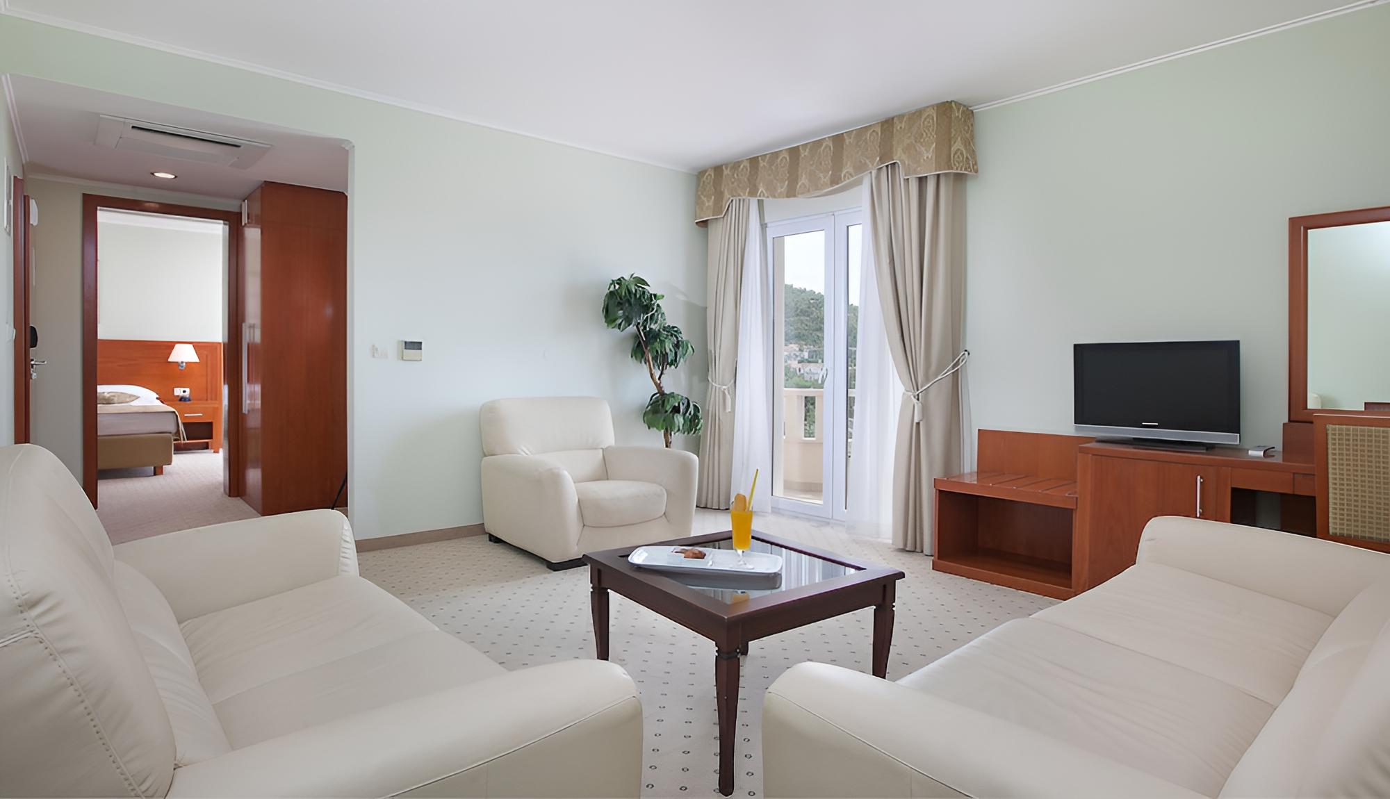Standard Suite, Sea View photo 2