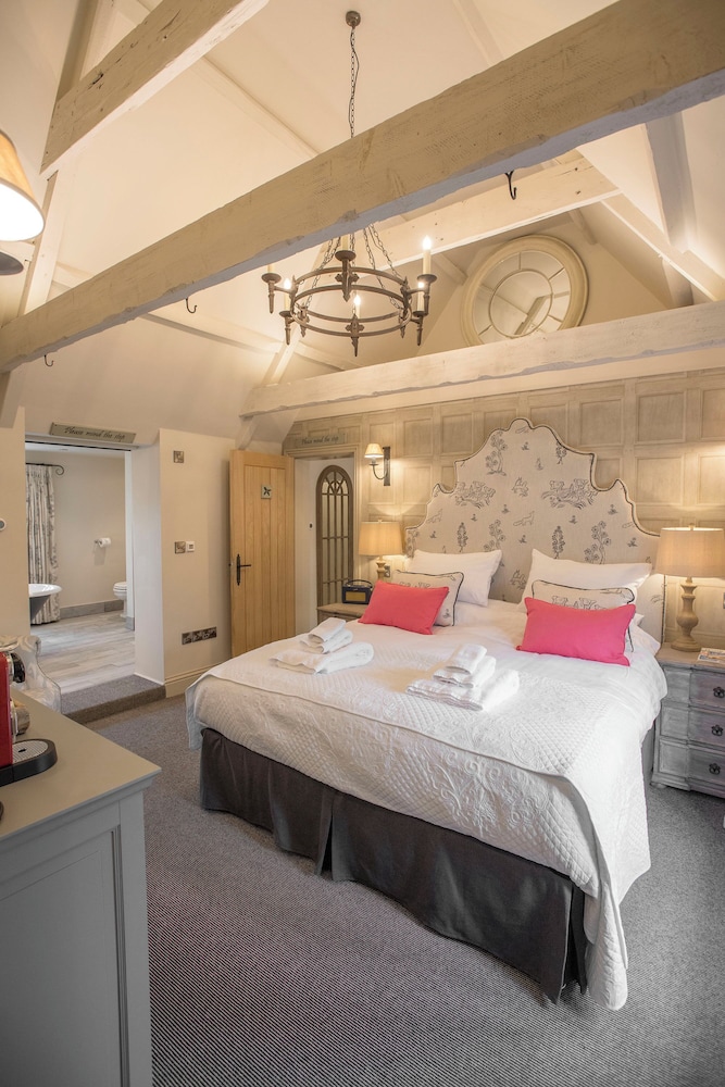 Holly Main House photo 2