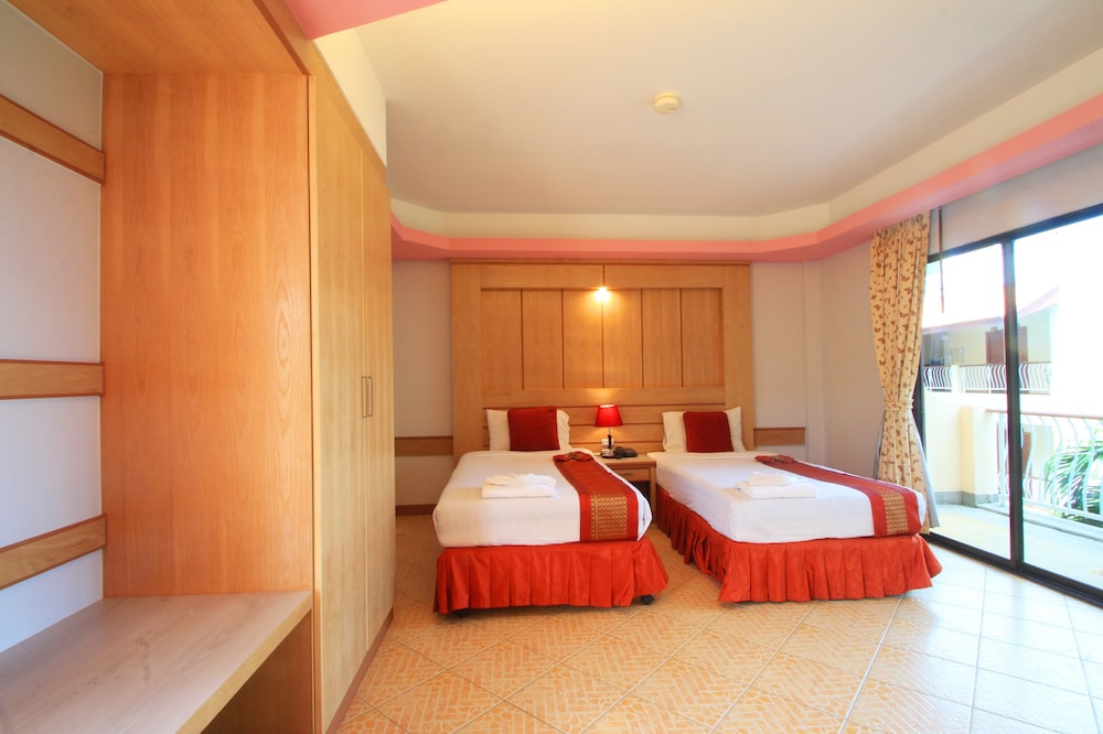Superior Double or Twin Room - Photo 11