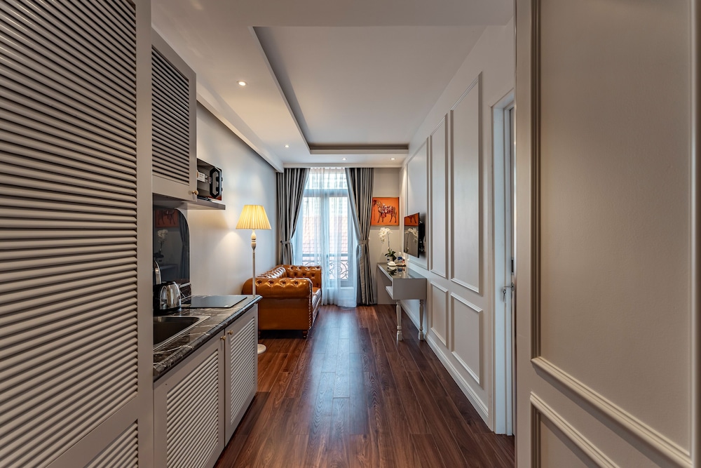 Luxury Apartment, 1 Bedroom, Air conditioning photo 3