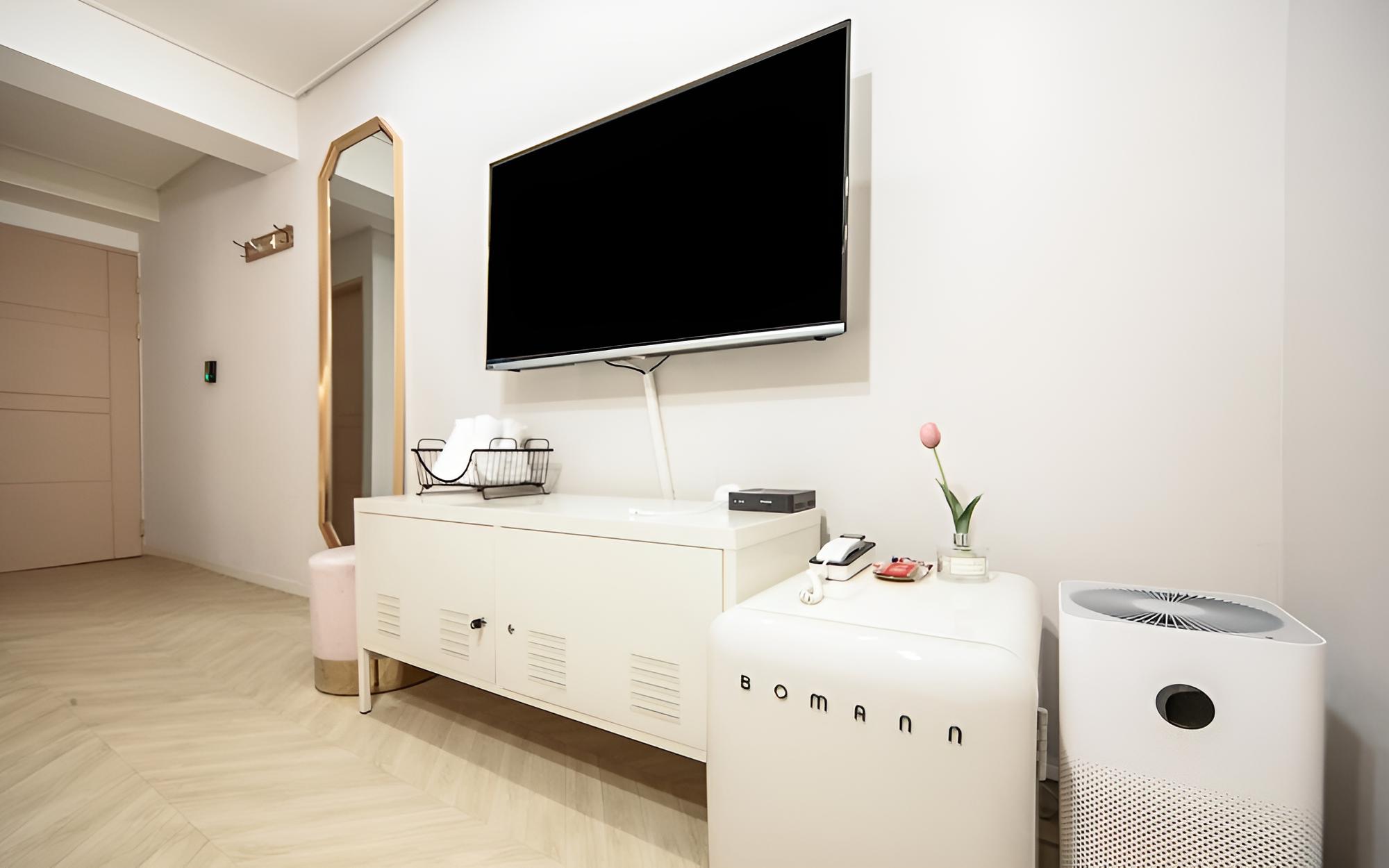 Room (Twin (non-smoking double + single Net) - Photo 6