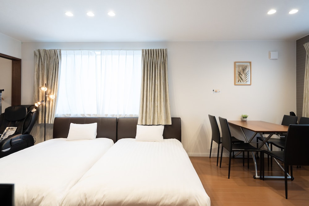 Comfort Condo, 2 Bedrooms (C)