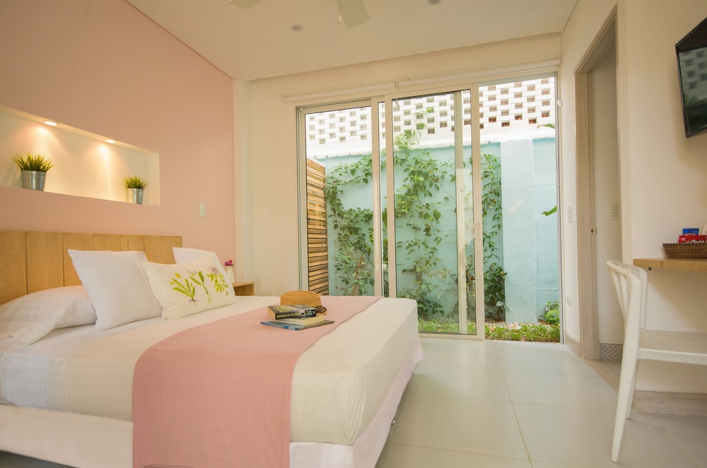 Deluxe Double Room photo 3