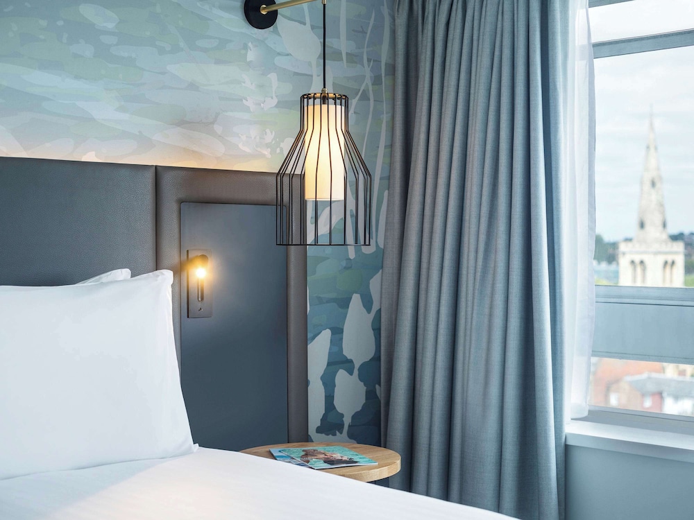 Privilege, Room, 1 King Bed, City View - Photo 2