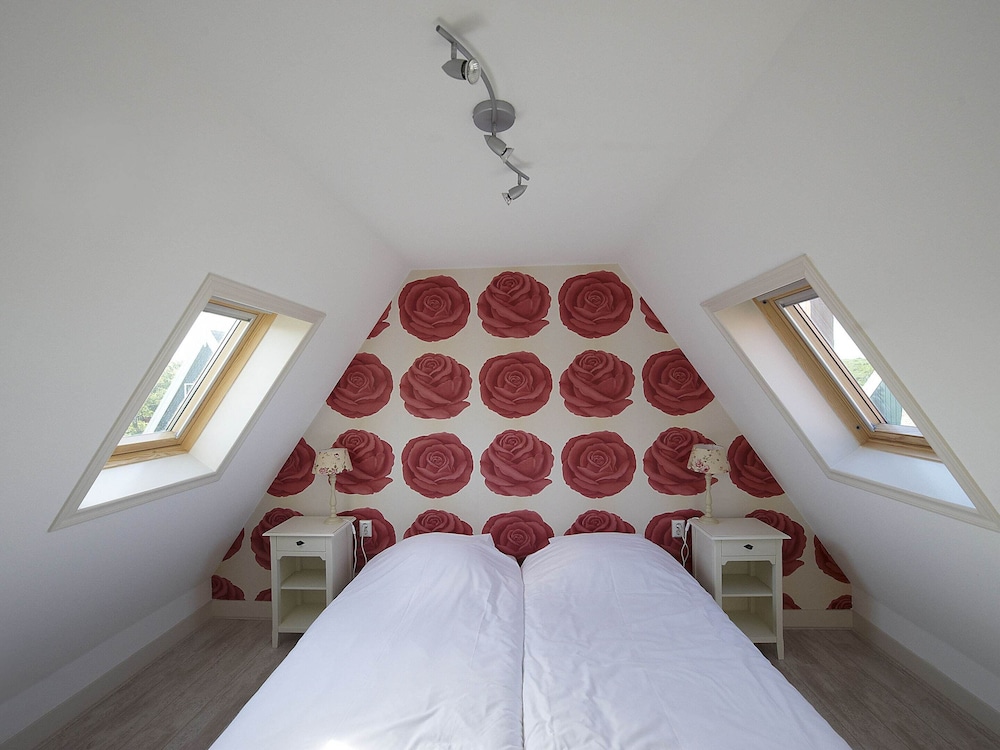 Villa photo 1