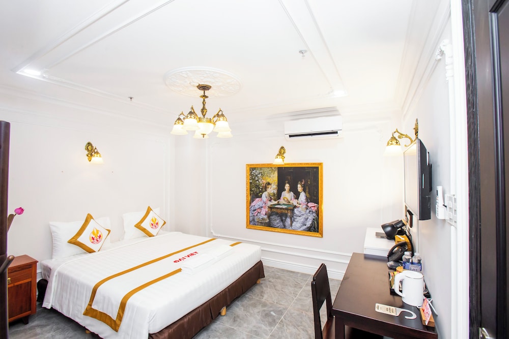 Premier Triple Room, Mezzanine