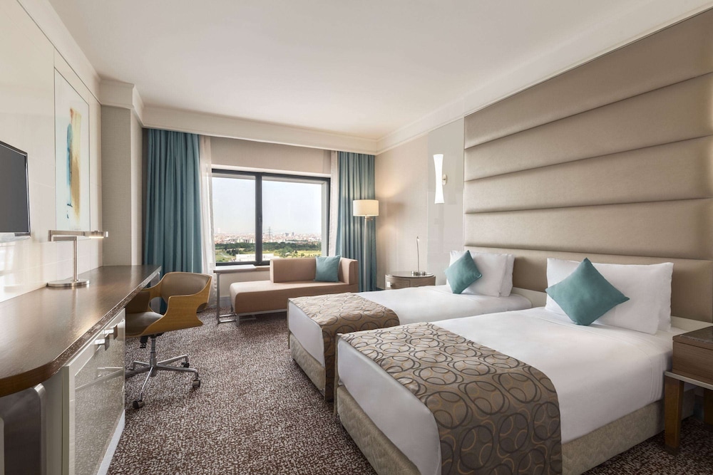 Deluxe Room, 2 Twin Beds, Smoking, City View photo 1