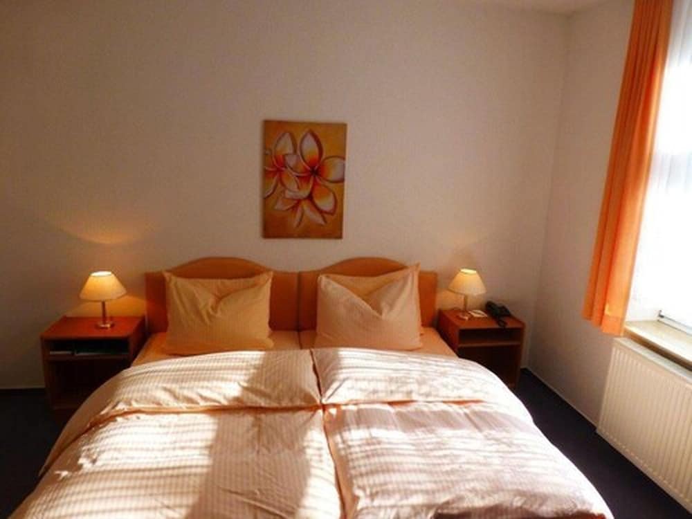 Business Double or Twin Room photo 2