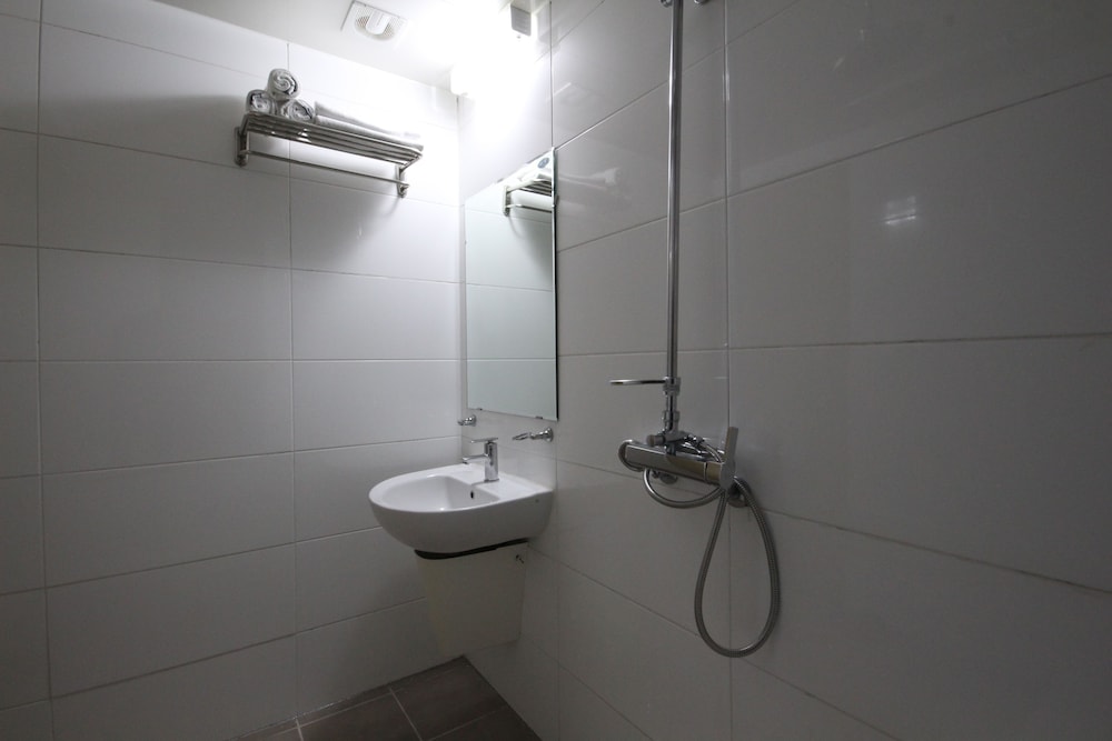 Business Room - Photo 5