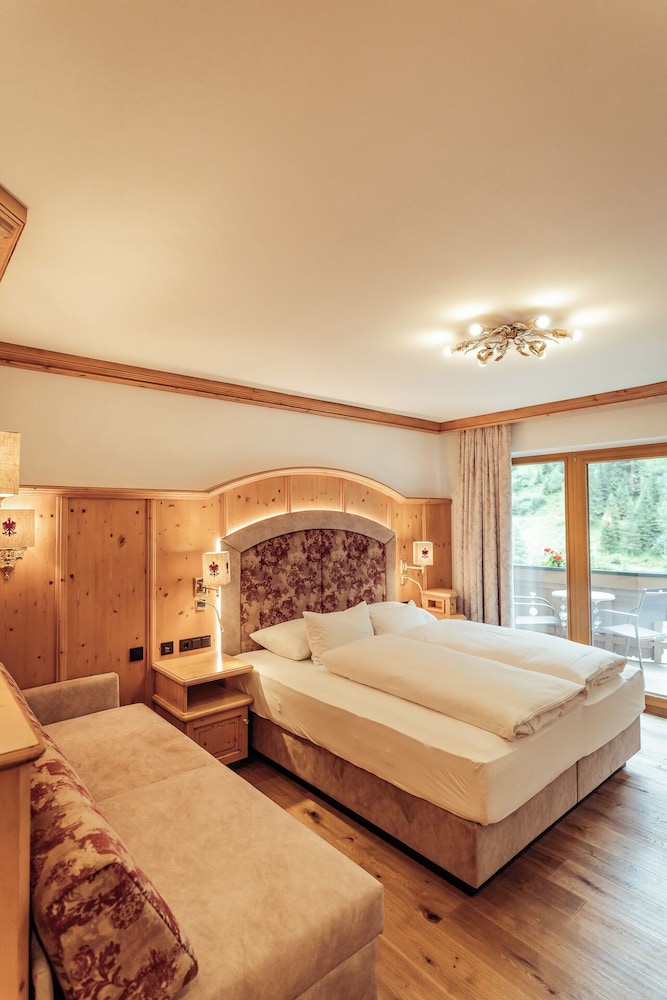Romantic Room (Kuschelsuite) photo 1