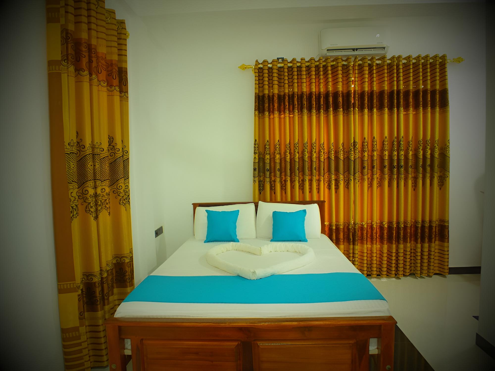 Luxury Triple Room, 1 Bedroom, Non Smoking, Mountain View photo 3