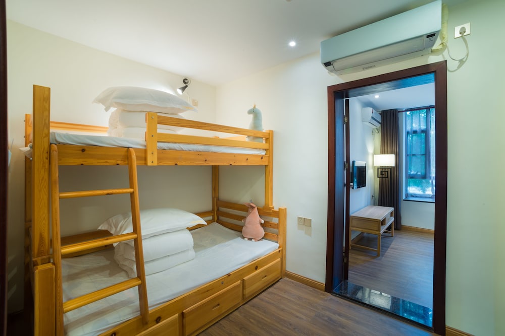Signature Studio Suite photo 3
