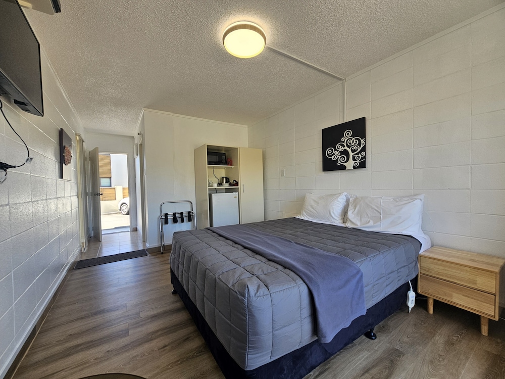 Standard Studio with Tui Street view photo 3