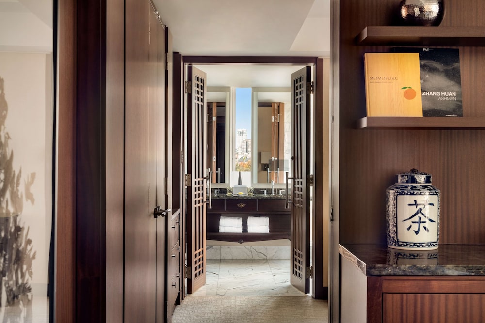 Premium Suite