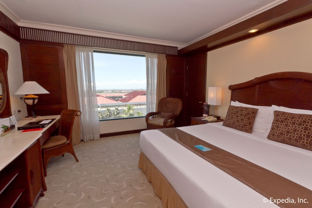 Deluxe Suite photo 3