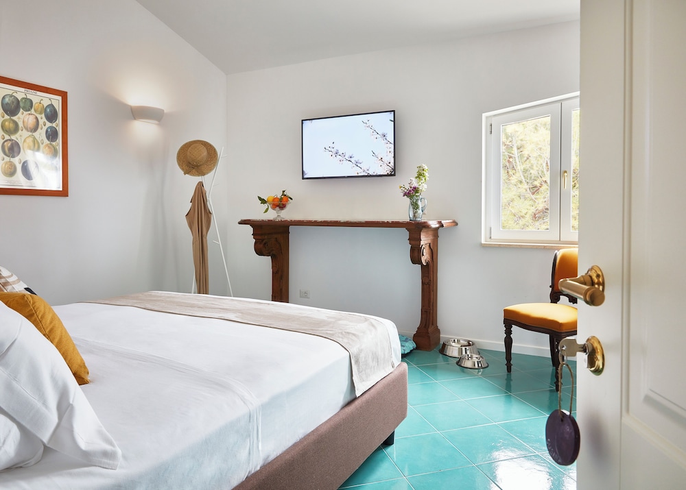 Double or Twin Room, Courtyard View photo 1
