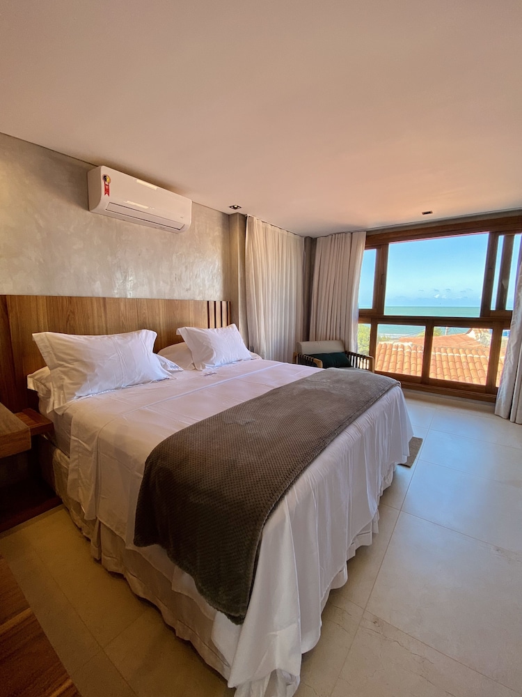 Premium Studio, 1 King Bed, Terrace, Partial Sea View
