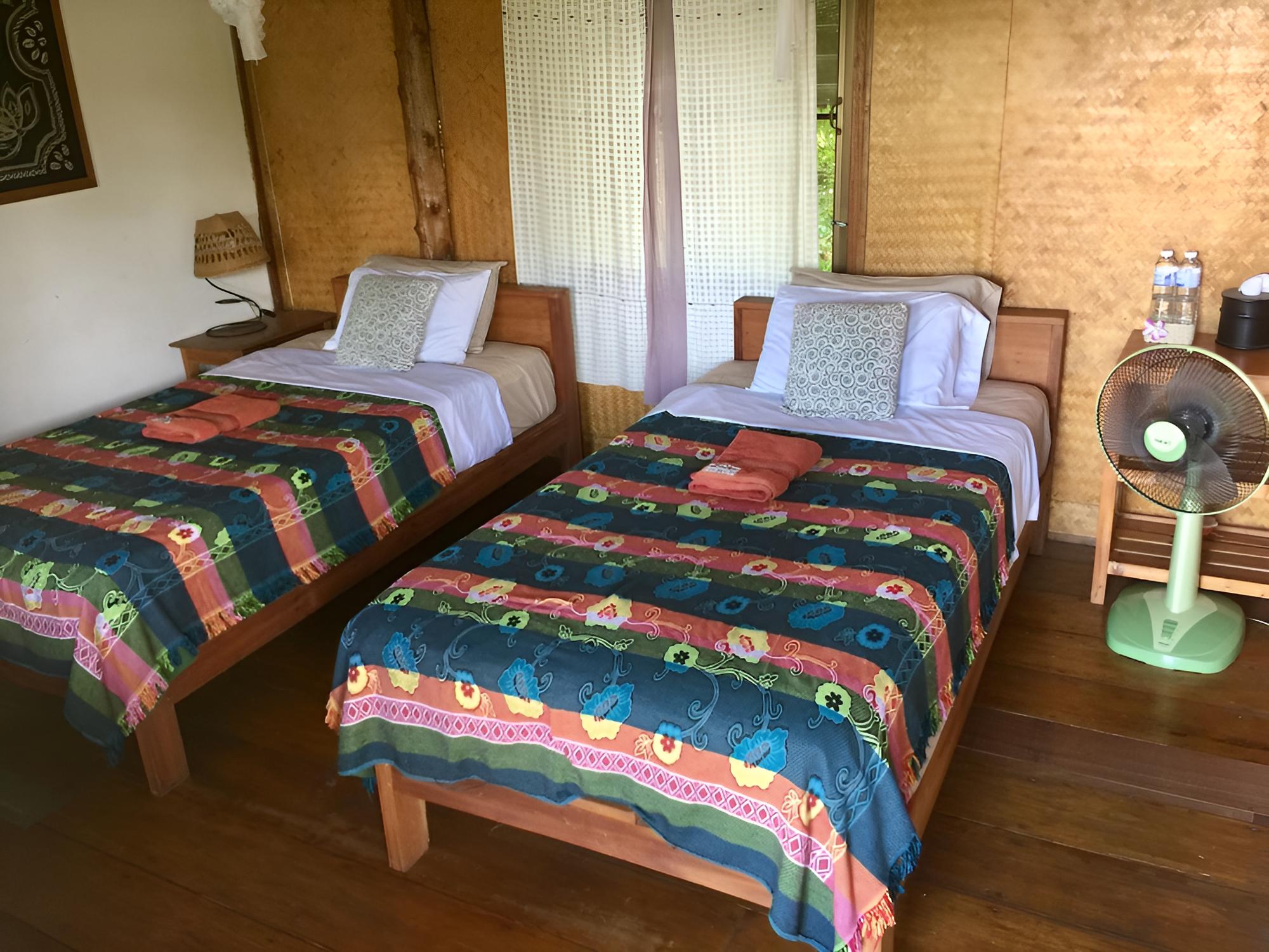 Standard Bungalow with Fan (Twin Bed) photo 1