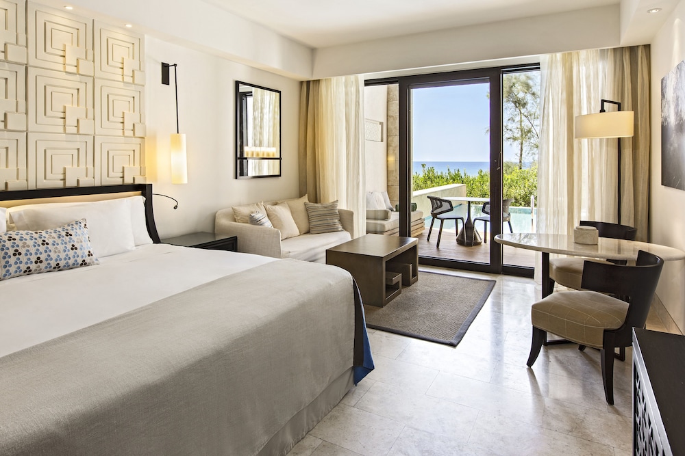 Premium Infinity Room, 1 King Bed, Non Smoking, Sea View (Private Pool)