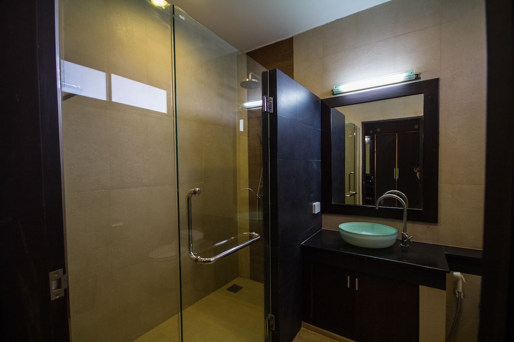 Basic Twin Room - Photo 6