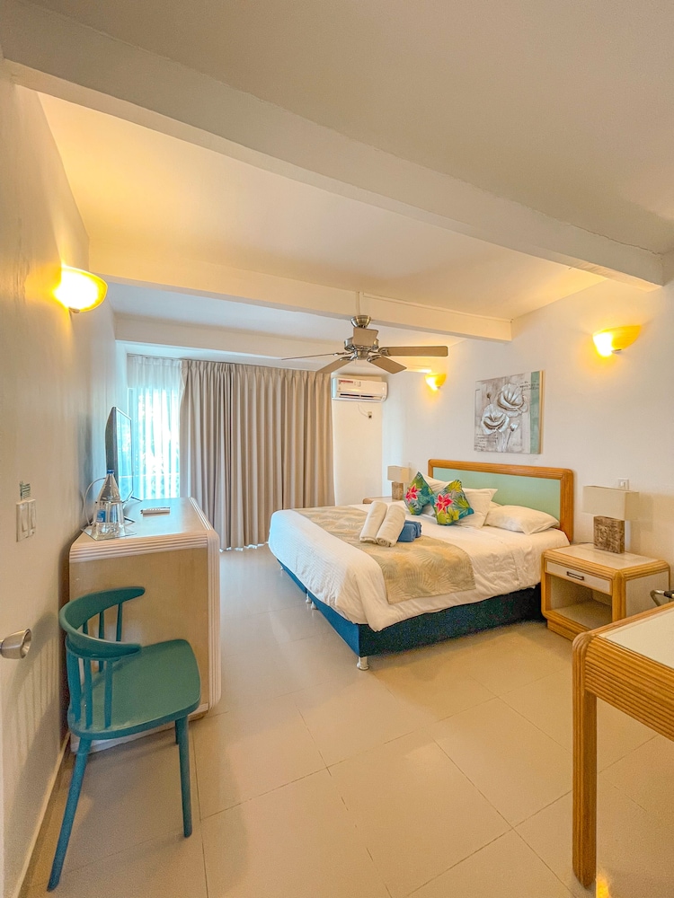 Junior Suite, 2 Bedrooms, Private Bathroom photo 2