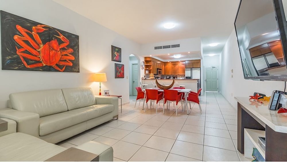 Condo photo 1