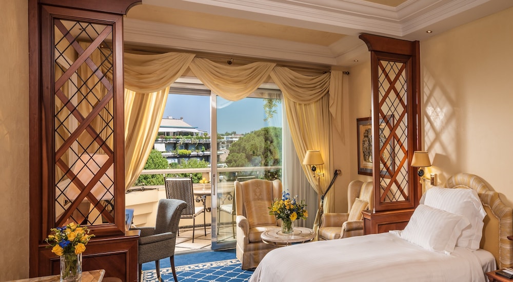 Room, 2 Twin Beds (Imperial, Spa and Club Lounge Access)