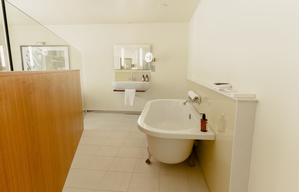 Enviable Double Room - Photo 5