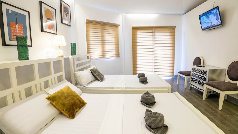 Standard Quadruple Room, 1 Bedroom photo 2