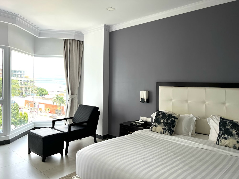 Deluxe Double Seaview Tower Building photo 2