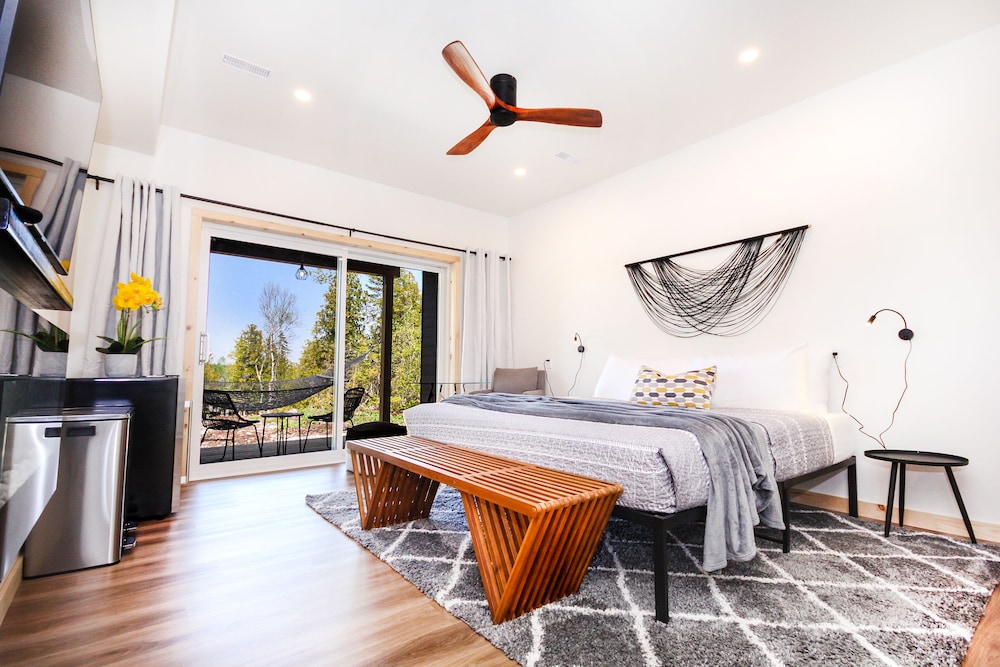 Premier Room