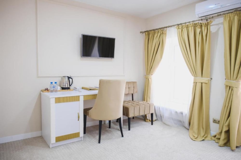 Deluxe Double Room photo 2