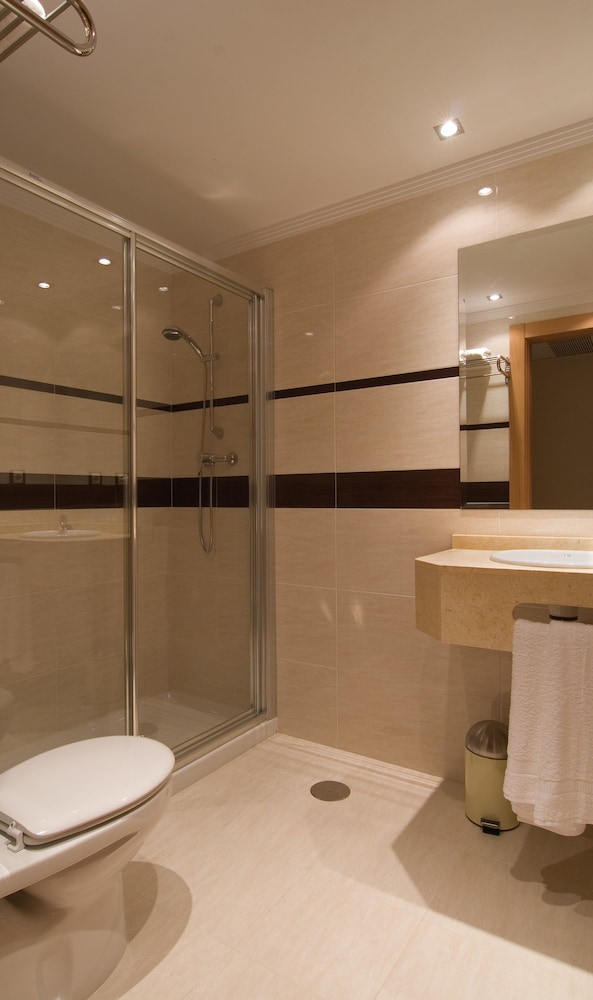 Double Room - Photo 8