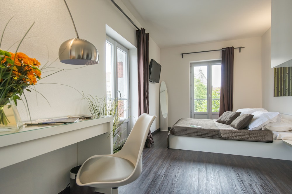 Standard Single Room