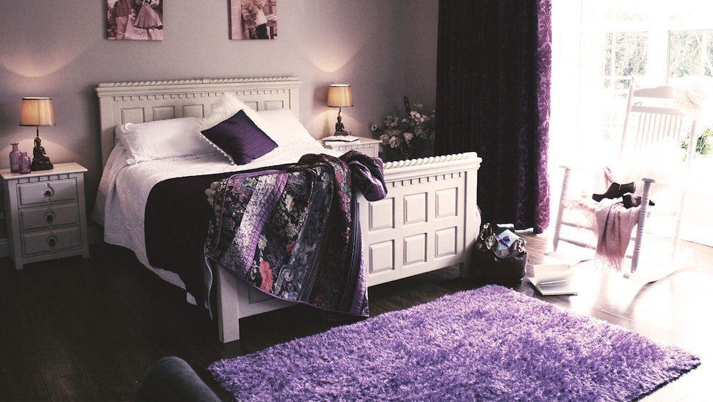 Double Room (Lavender - King Bed) photo 1