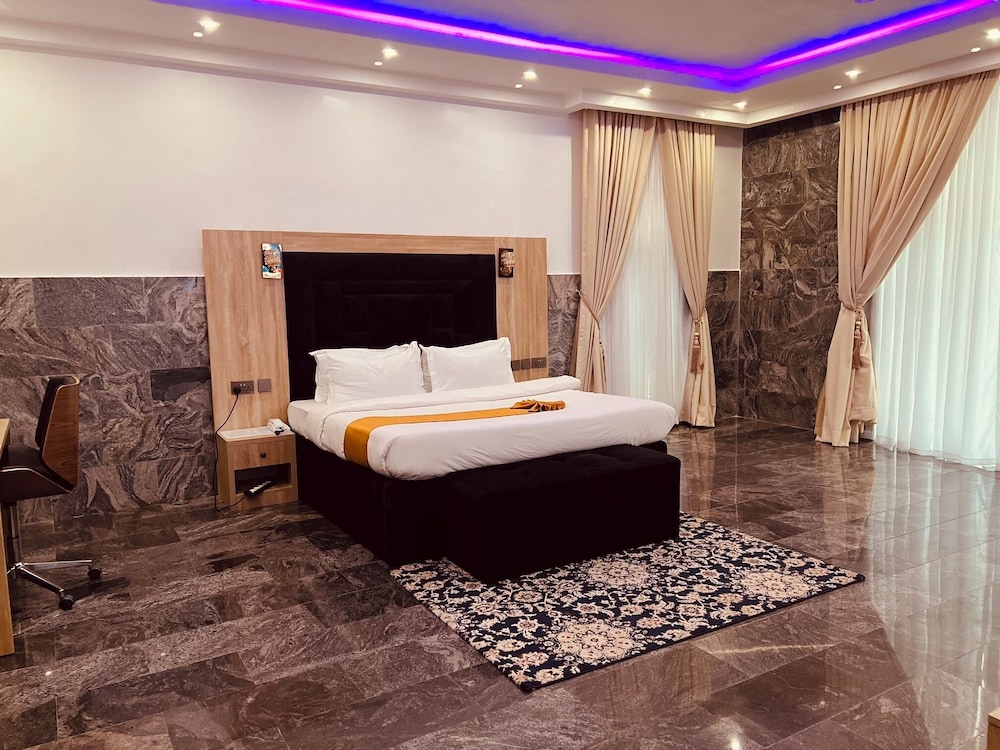 Executive Room photo 1