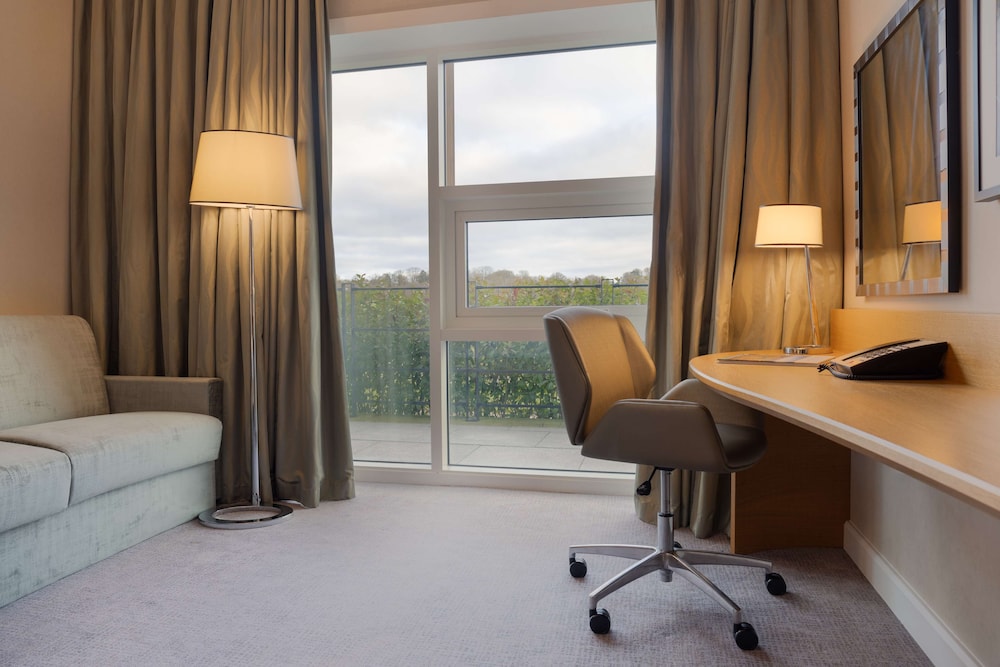 Countryside Family Deluxe Room - Photo 10
