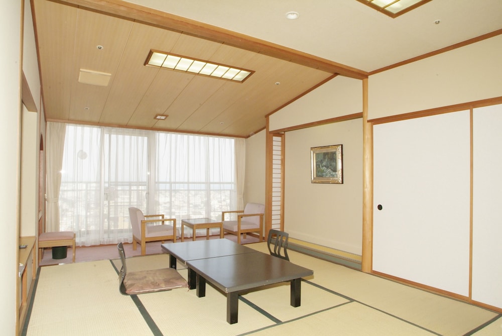 Deluxe Room with Tatami Area, Smoking photo 2