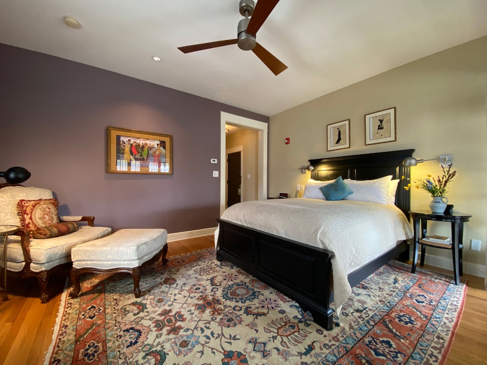 Room, 1 Queen Bed, Balcony photo 2