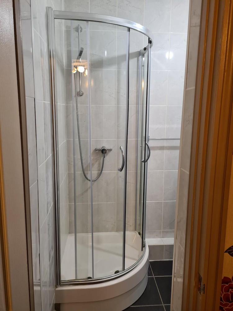 Suite, Private Bathroom photo 3