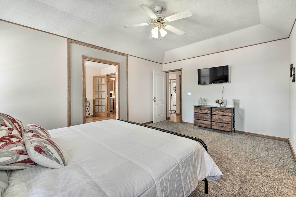 House (4 Bedrooms) photo 2