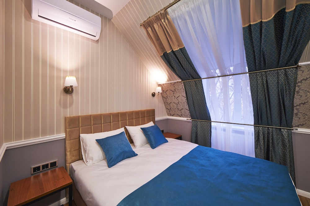 Economy Double Room photo 2
