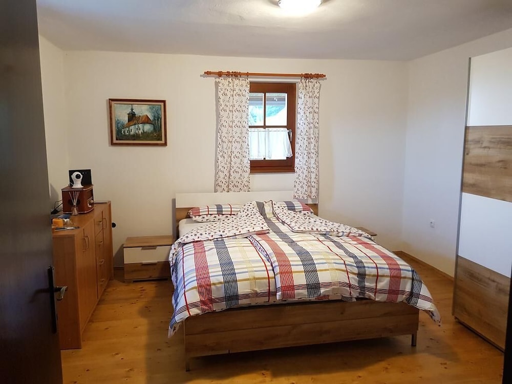 Family House photo 2