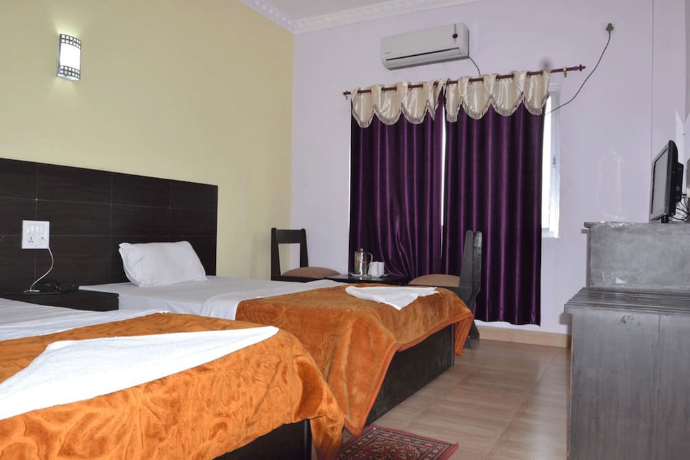 Standard Room photo 2