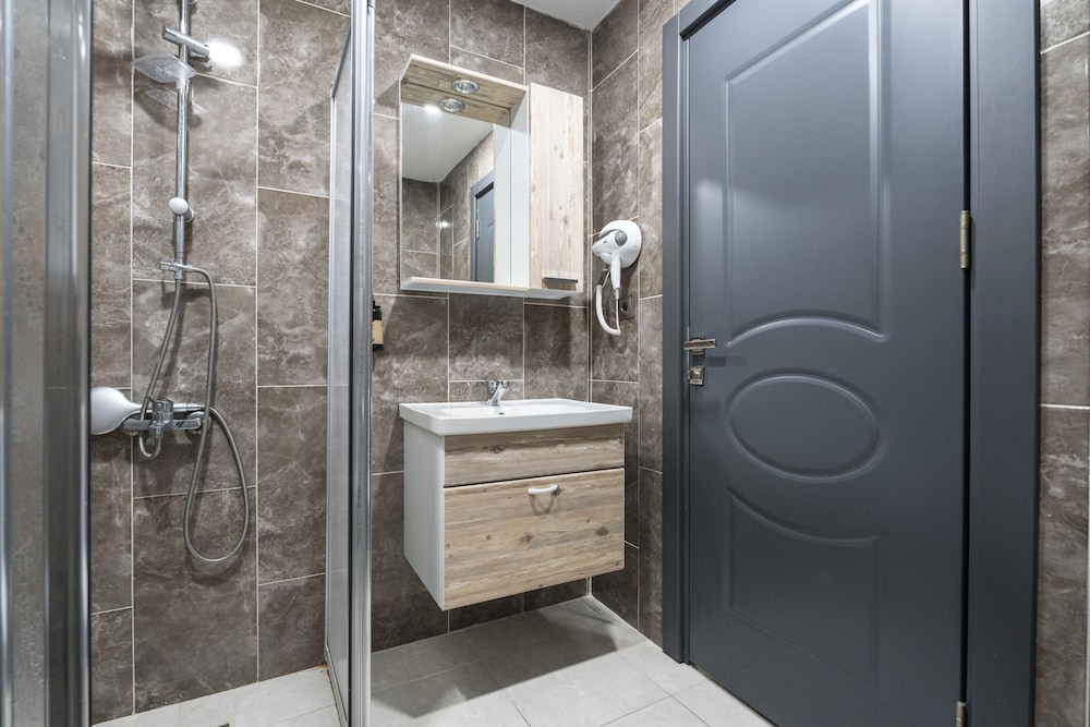 Standard Triple Room photo 2