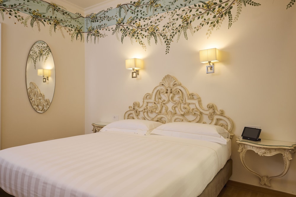 Standard Double Room in Dependance photo 3